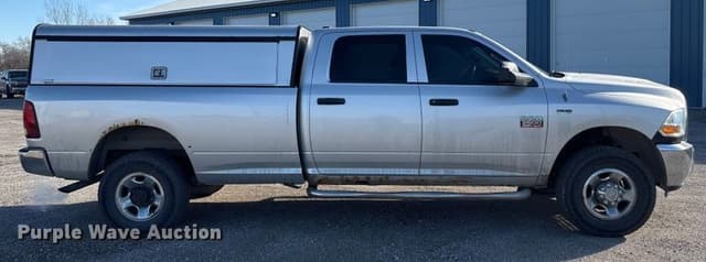 Image of Dodge Ram 2500 equipment image 3