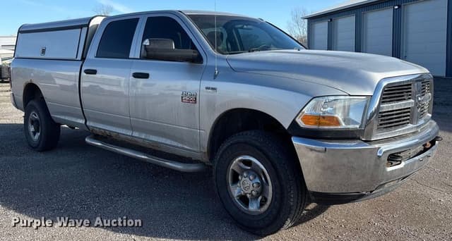 Image of Dodge Ram 2500 equipment image 2