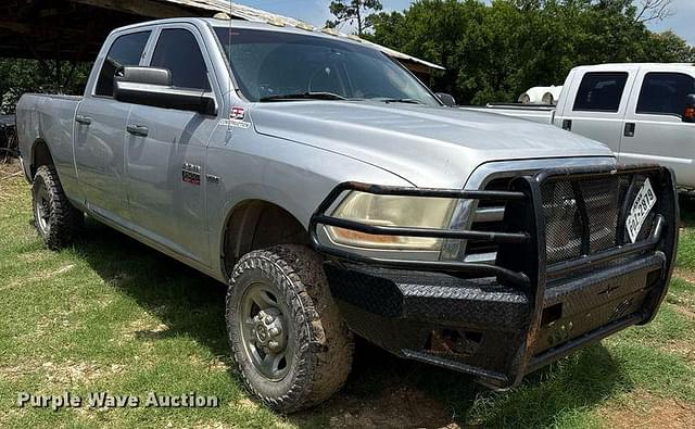 Image of Dodge Ram 2500 equipment image 2