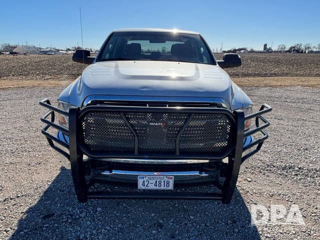 Image of Dodge Ram 2500 equipment image 2