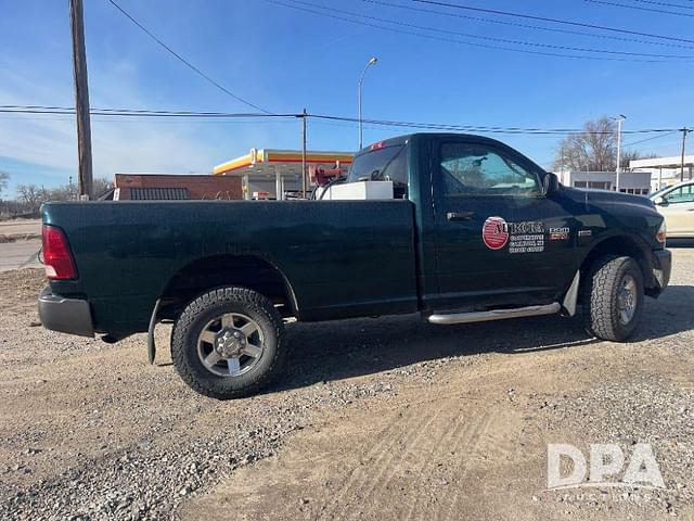 Image of Dodge Ram 2500 equipment image 4