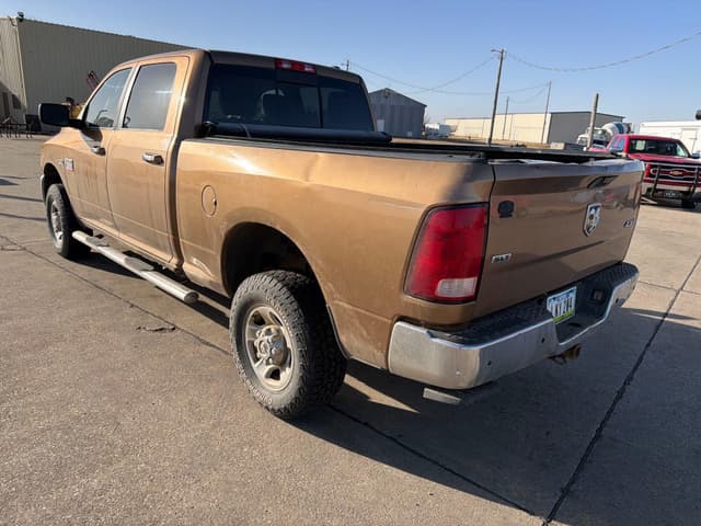 Image of Dodge Ram 2500 equipment image 4