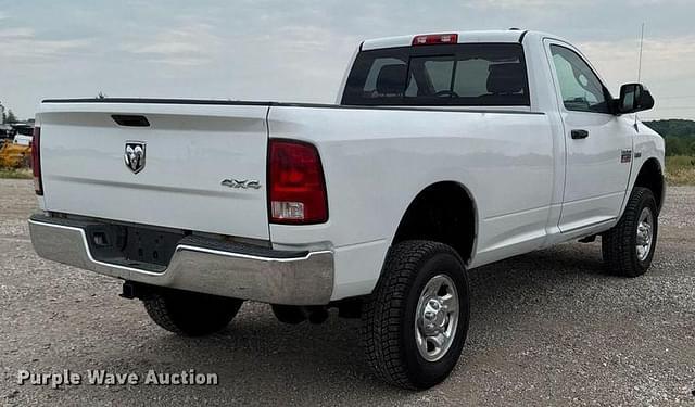 Image of Dodge Ram 2500 equipment image 4