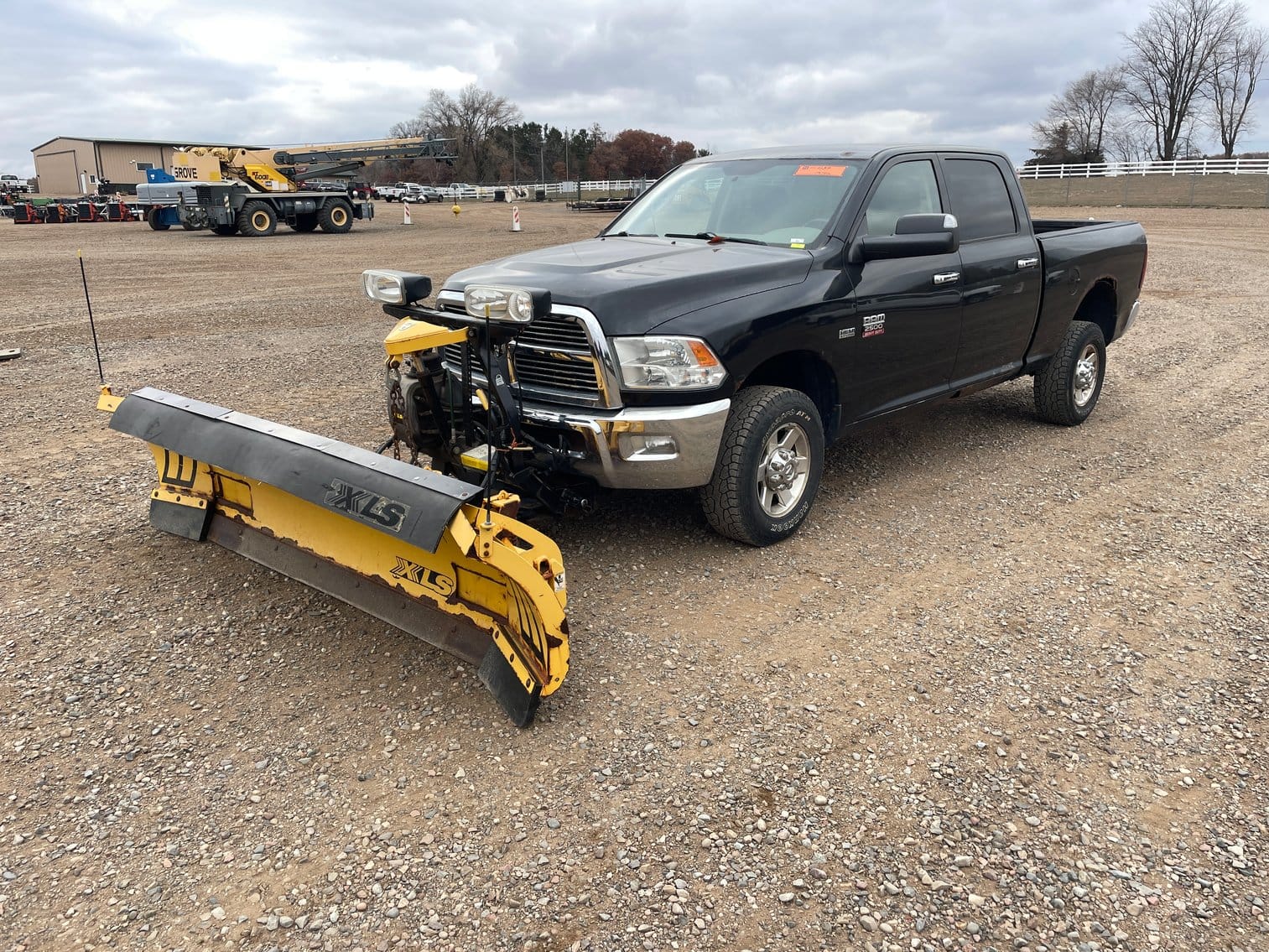 2011 Dodge Ram 2500 Equipment Image0