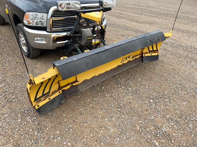 Image of Dodge Ram 2500 equipment image 4