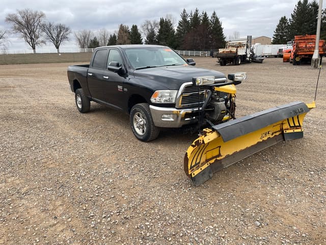 Image of Dodge Ram 2500 equipment image 3