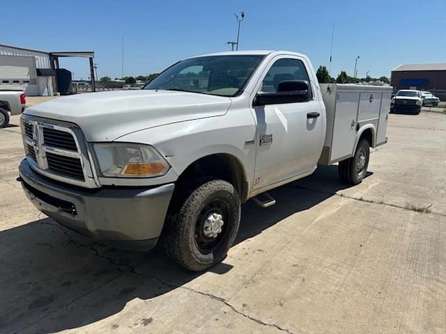 Image of Dodge Ram 2500 equipment image 1