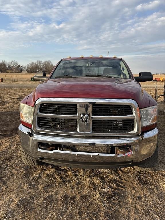 Image of Dodge Ram 2500 equipment image 1