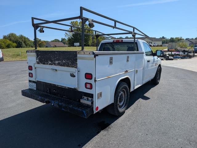 Image of Dodge Ram 2500 equipment image 4