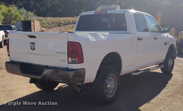 Image of Dodge Ram 2500 equipment image 4