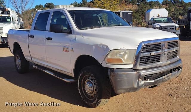 Image of Dodge Ram 2500 equipment image 2