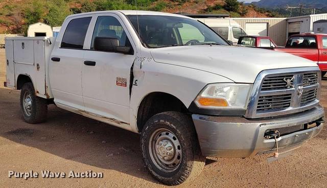 Image of Dodge Ram 2500HD equipment image 2