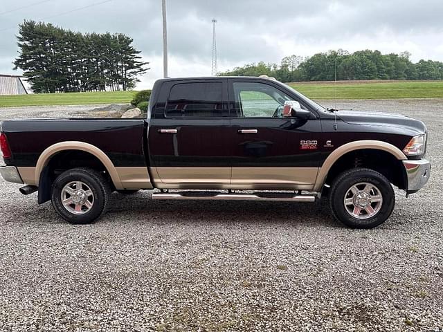 Image of Dodge Ram 2500HD equipment image 3
