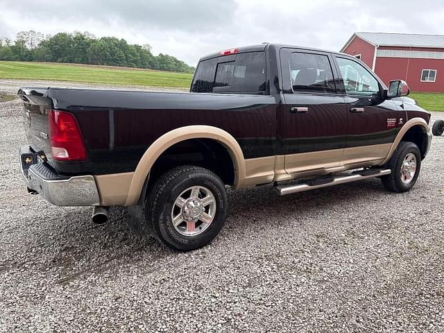 Image of Dodge Ram 2500HD equipment image 4
