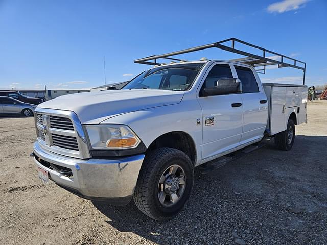 Image of Dodge Ram 3500 equipment image 2