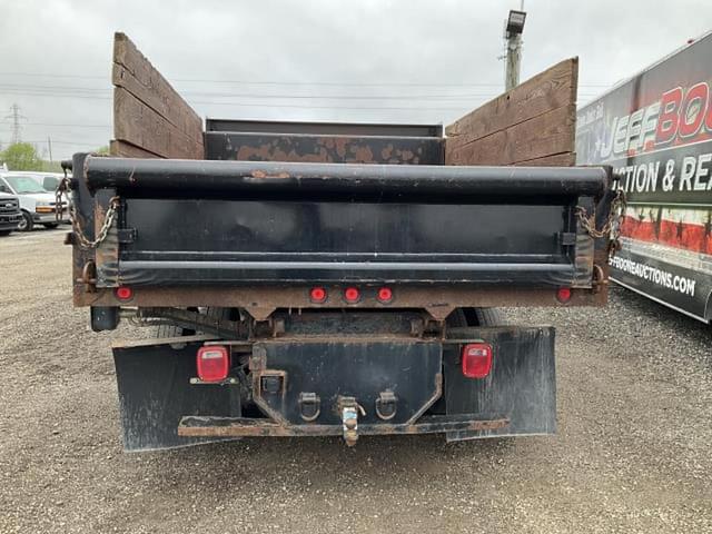 Image of Dodge Ram 3500 equipment image 2