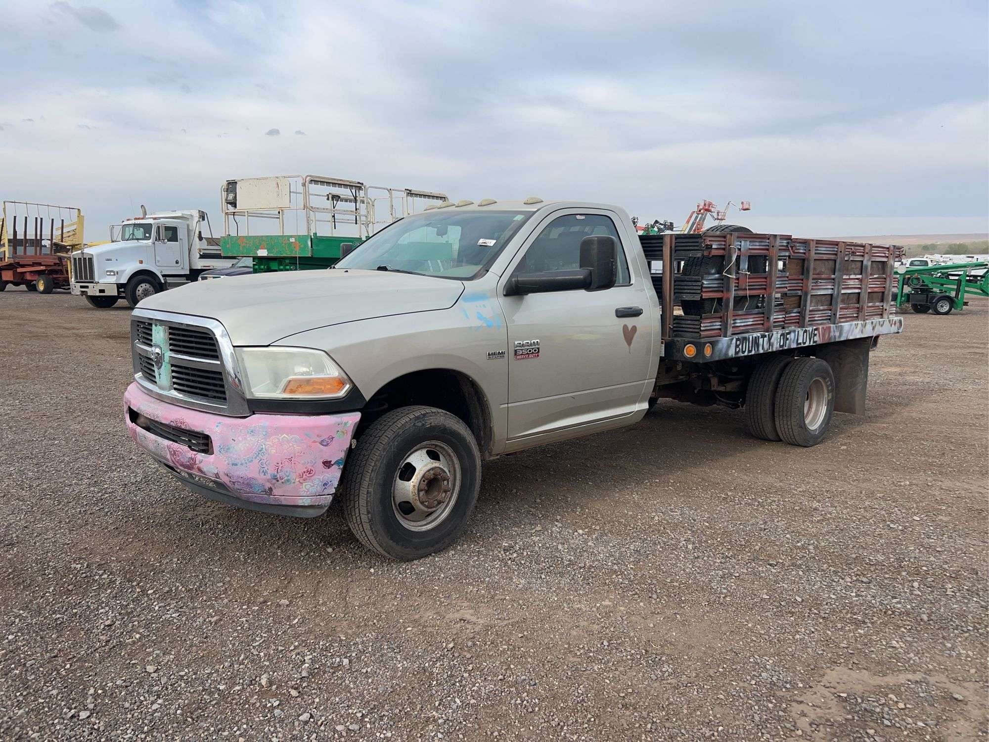 2011 Dodge Ram 3500 Equipment Image0