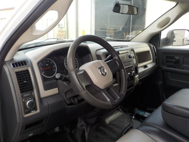 Image of Dodge Ram 3500 equipment image 4