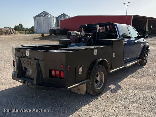 Image of Dodge Ram 3500HD equipment image 4