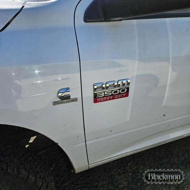 Image of Dodge Ram 3500 equipment image 1