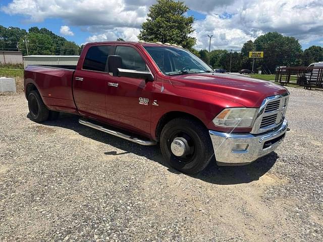 Image of Dodge Ram 3500 equipment image 2