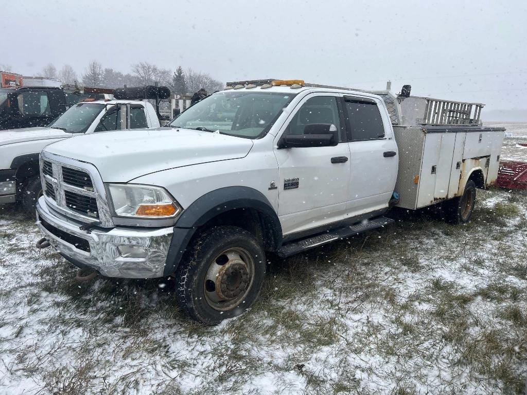 2011 Dodge Ram 4500 Equipment Image0
