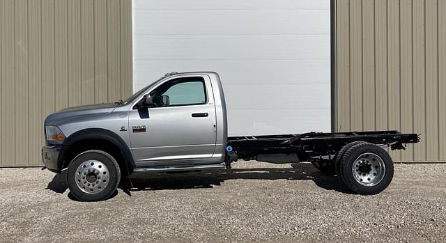 Image of Dodge Ram 4500 equipment image 3