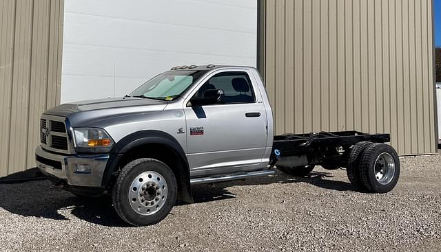 Image of Dodge Ram 4500 equipment image 1