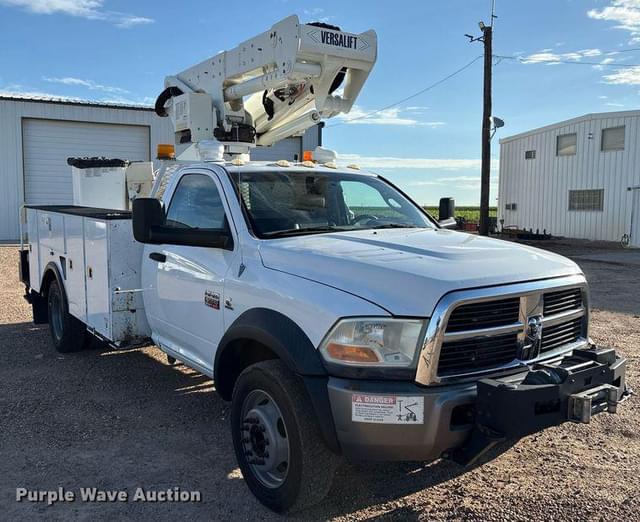 Image of Dodge Ram 5500 equipment image 2