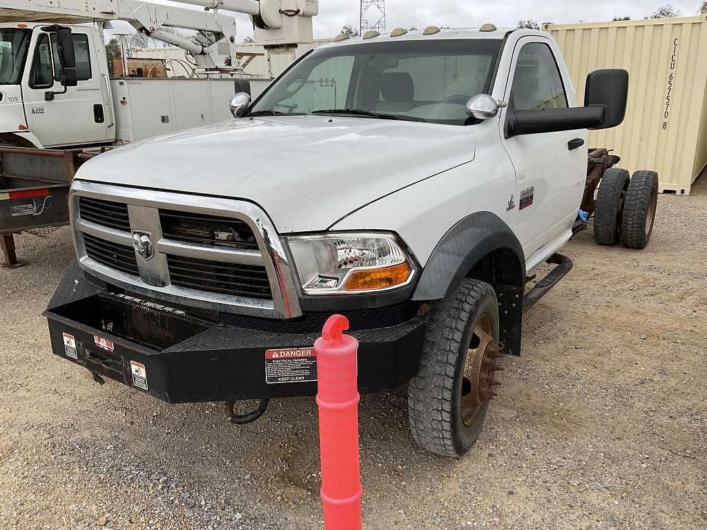 Image of Dodge Ram 5500 Primary image