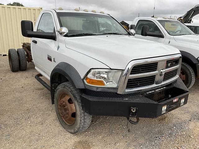 Image of Dodge Ram 5500 equipment image 3