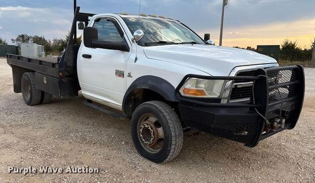 Image of Dodge Ram 5500 equipment image 2