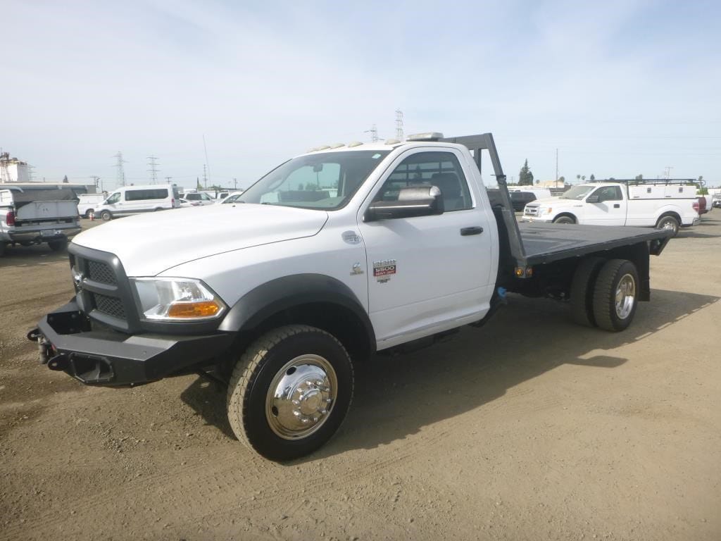 2011 Dodge Ram 5500 Equipment Image0