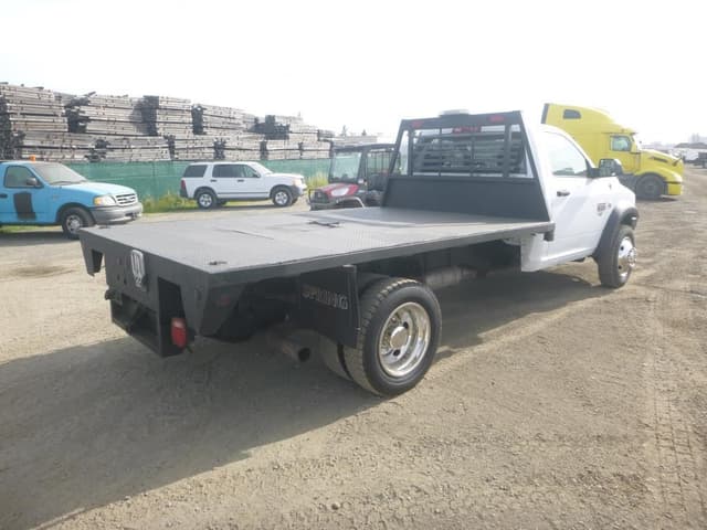 Image of Dodge Ram 5500 equipment image 2