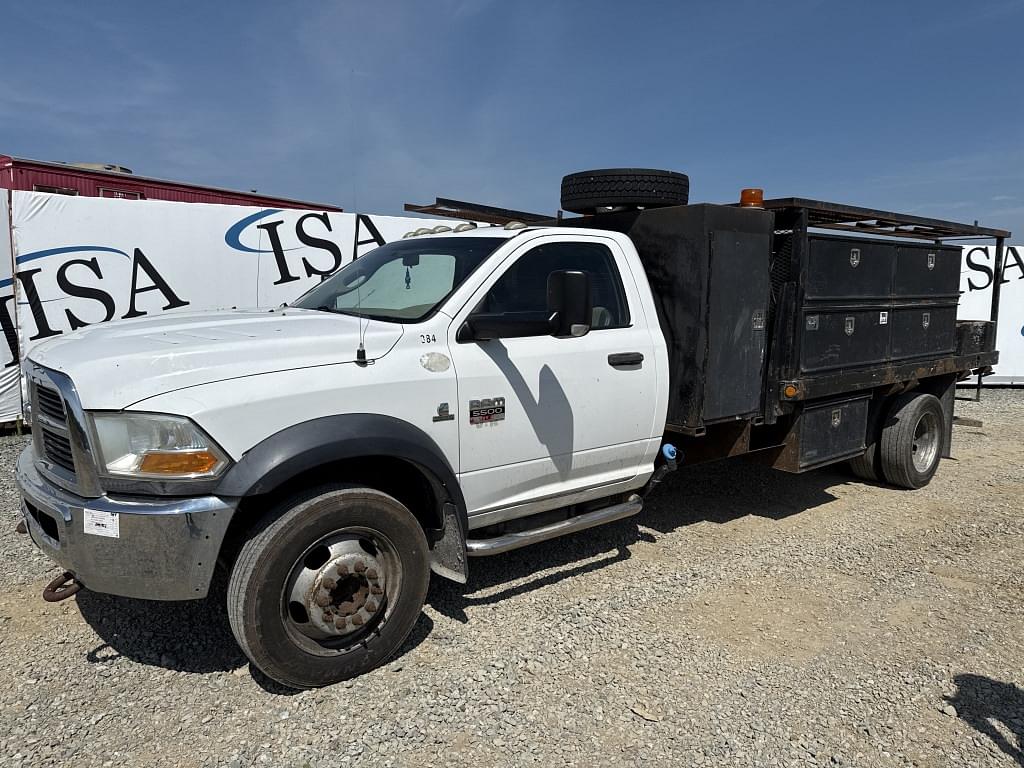 Image of Dodge Ram 5500 Primary image