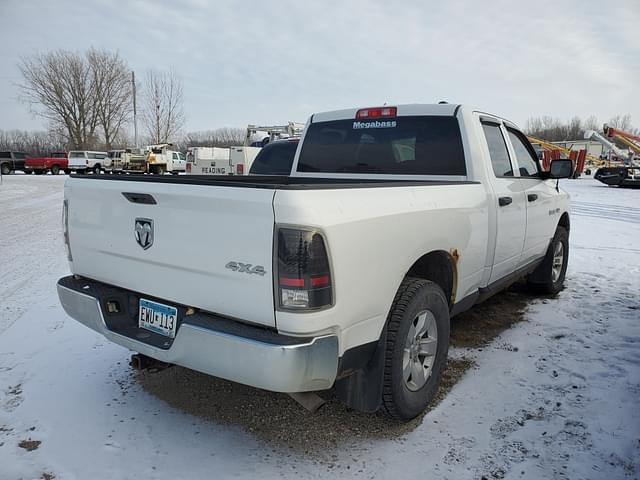 Image of Dodge Ram 1500 equipment image 2