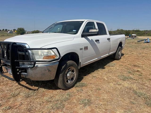 Image of Dodge Ram 2500 equipment image 1