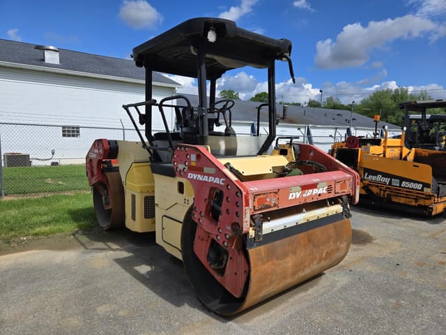 Image of DYNAPAC CC384HF equipment image 1