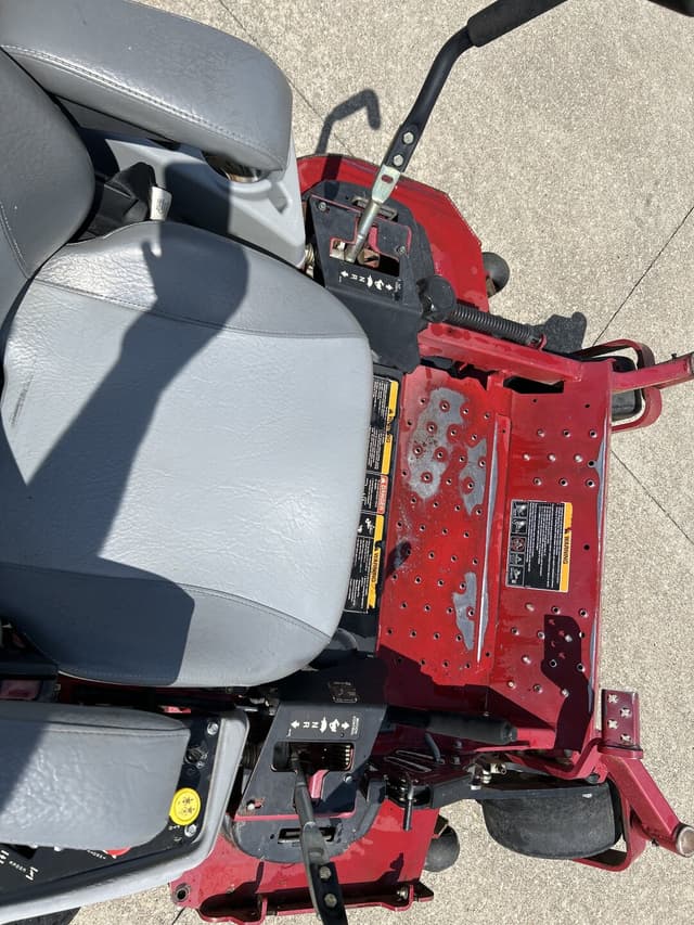 Image of Exmark LZS27KC604 equipment image 1