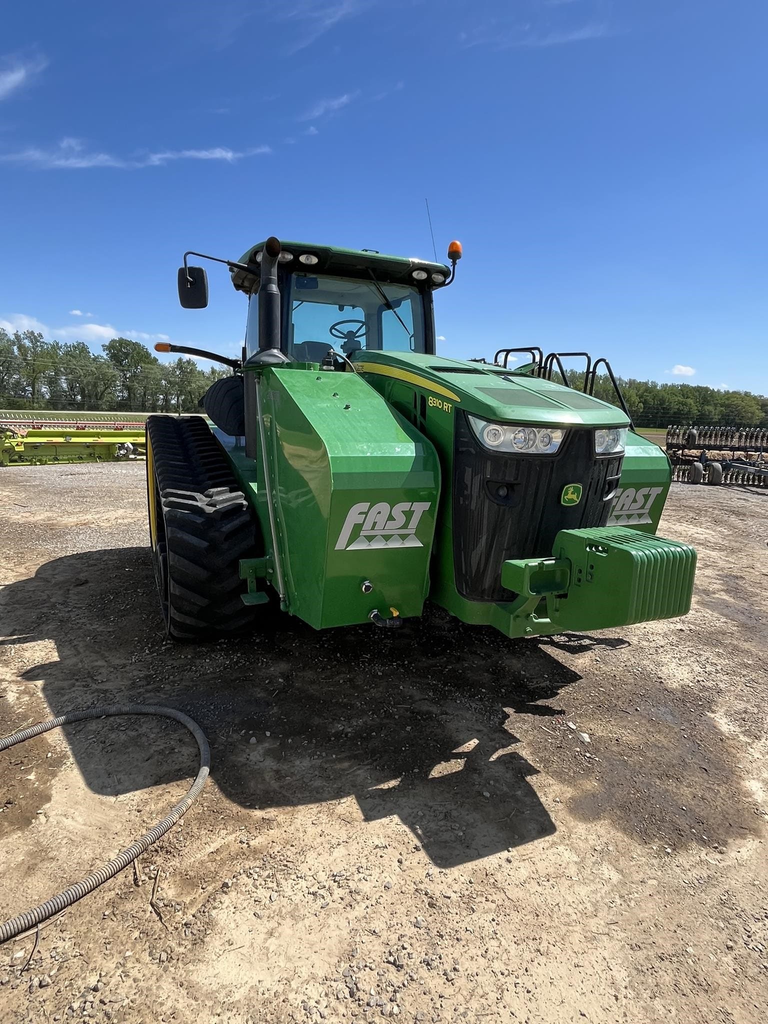 2011 John Deere 8310RT Equipment Image0