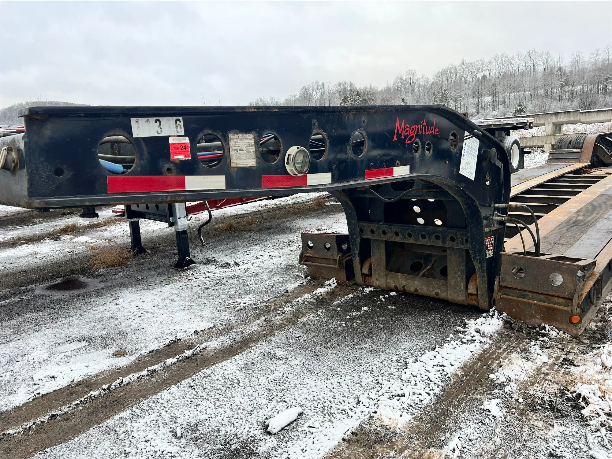 2011 Fontaine MAGNITUDE Equipment Image0