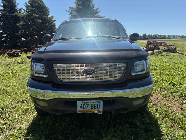 Image of Ford F-150 equipment image 1