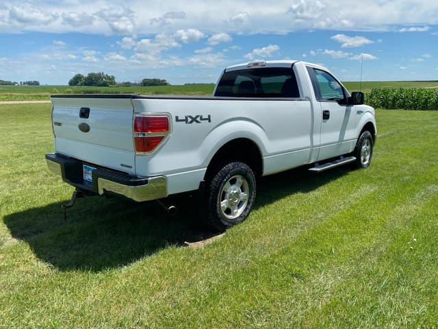 Image of Ford F-150 equipment image 4
