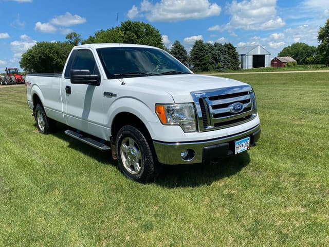 Image of Ford F-150 equipment image 2
