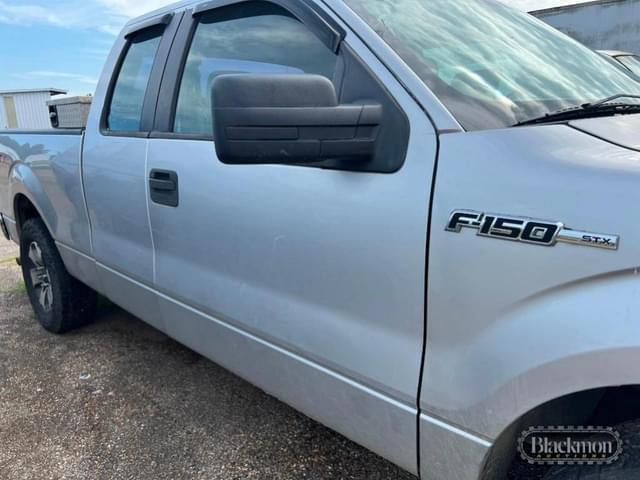 Image of Ford F-150 equipment image 3