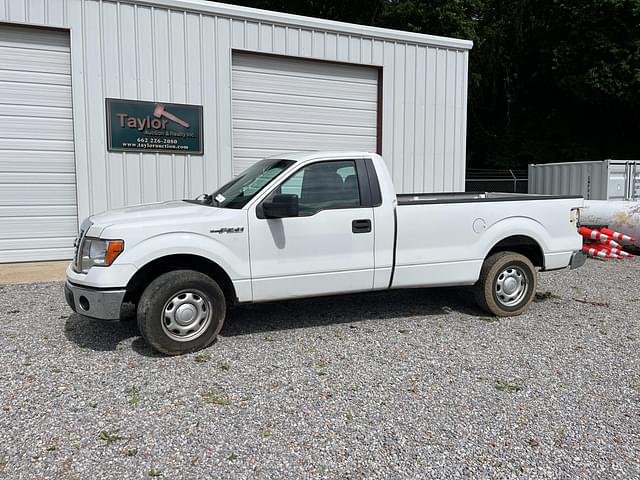 Image of Ford F-150 equipment image 1