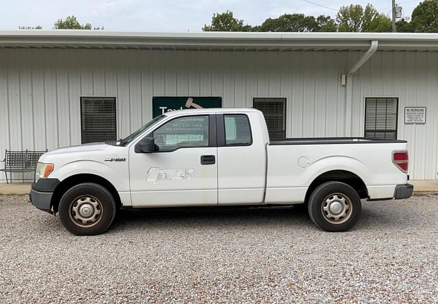 Image of Ford F-150 equipment image 1