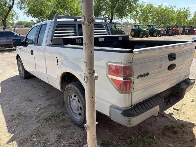 Image of Ford F-150 equipment image 2