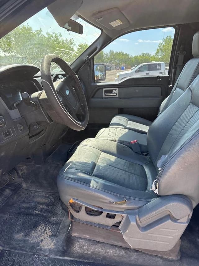 Image of Ford F-150 equipment image 4