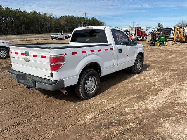 Image of Ford F-150 equipment image 4